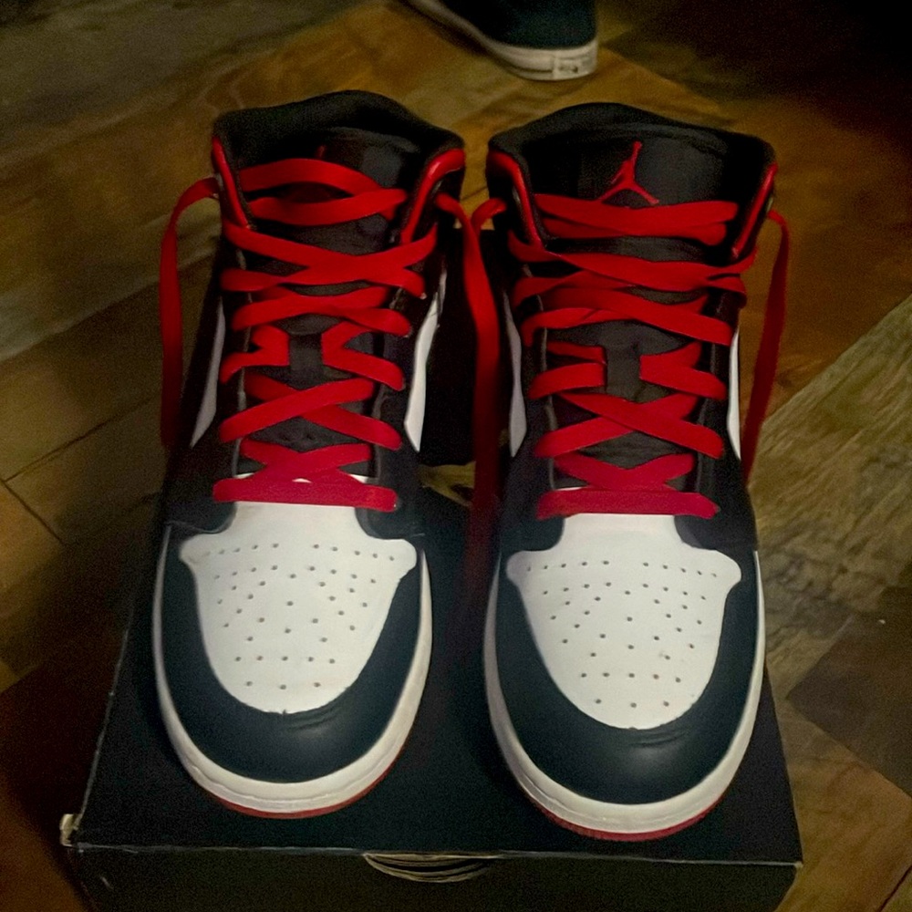 I will sell the Jordan’s with the box it came in